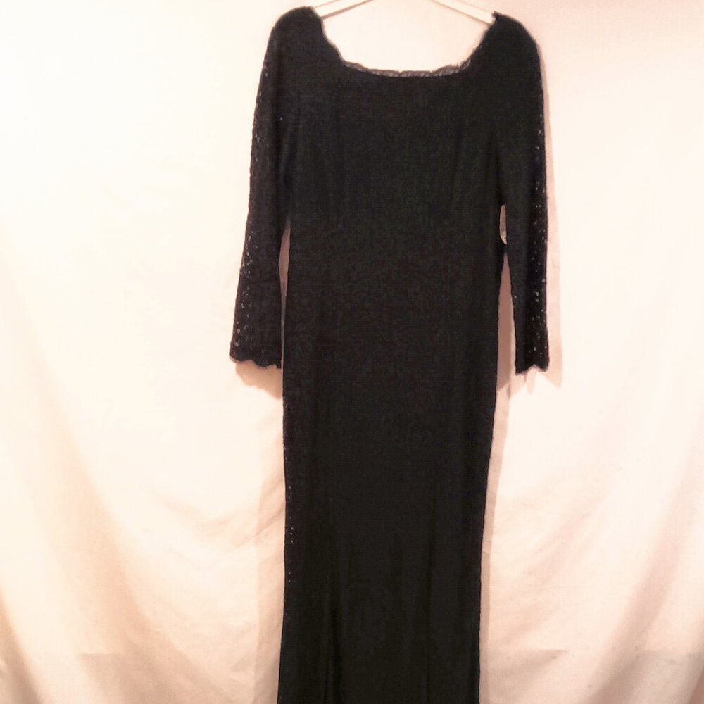 Adrianna Papell Maxi Dress Size 14 NWT Black Color Floral Lace Long Sleeves